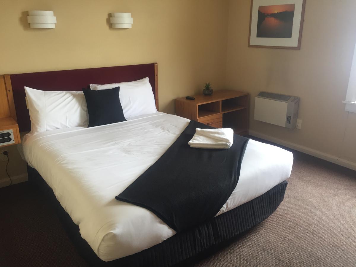 The Cobb Hotel Palmerston North Extérieur photo